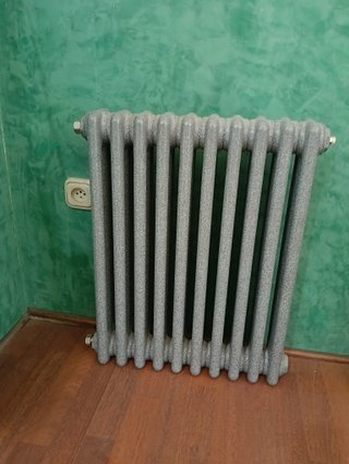 Radiador de hierro fundido gris