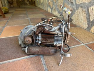 Motor Mosquito M-50 de bicicleta antigua completo