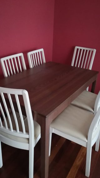 Mueble de salón y cama