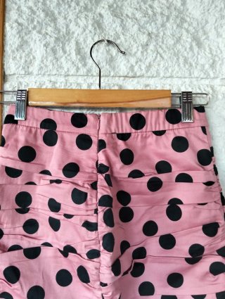 Falda Stradivarius rosa lunares XS