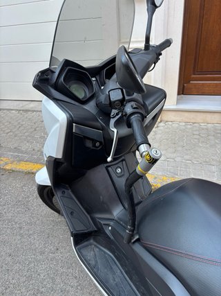 Yamaha Xmax 125 ABS