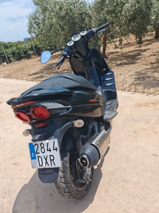 Malaguti Phantom Max 250 Negro/Gris