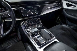 Audi Q7   Black line plus 50 TDI 210kWq. tip.