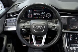 Audi Q7   Black line plus 50 TDI 210kWq. tip.