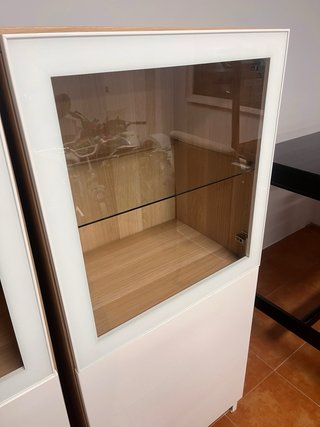 Set di vetrine IKEA BESTÅ in legno e vetro