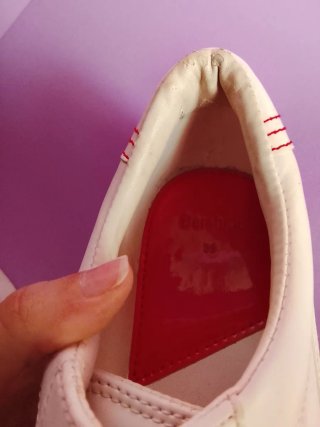 Zapatillas Blancas con suela alta con Cordones