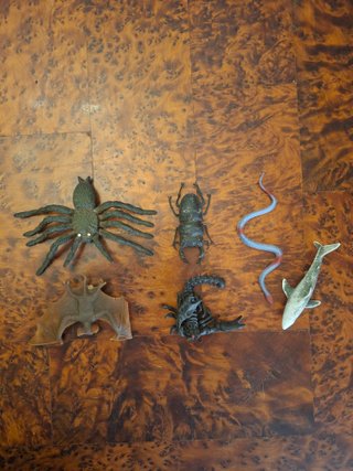 Lote figuras PVC promocionales y juguetes