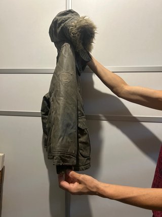 2 Abrigos muy buenos de invierno para niño.
