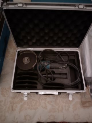Radial pequeña con maletín y discos