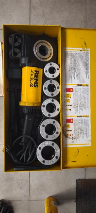 Roscadora eléctrica para tubos 3/8-2