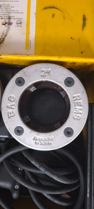 Roscadora eléctrica para tubos 3/8-2