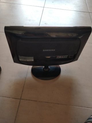 Monitor TV Samsung 19 Negro