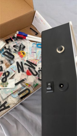 BONNYCO Party Light Box con letras y emojis