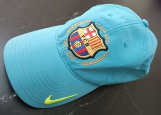 GORRA VINTAGE FCB CAMP NOU 1957-2007 NUEVA.