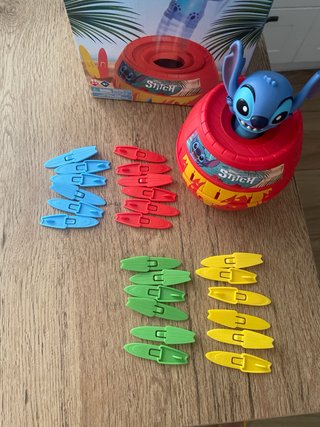 Juego Salta Stitch Disney