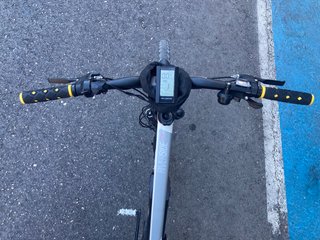 Bicicleta eléctrica Tala 28