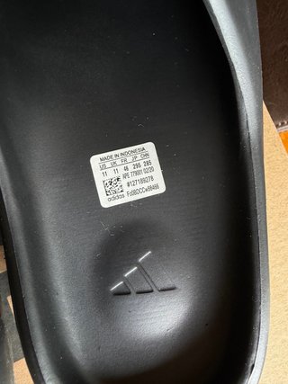 Chanclas Adidas Yeezy Talla 46 Negras