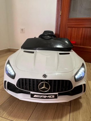 Coche batería de niño