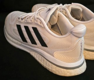 Zapatillas Adidas Supernova+ Blancas Negras