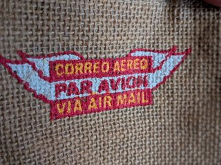 Bolsa de rafia conmemorativa Correos