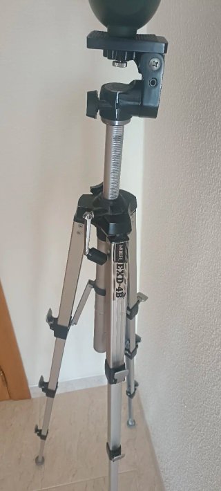 Telescopio Zeus con trípode