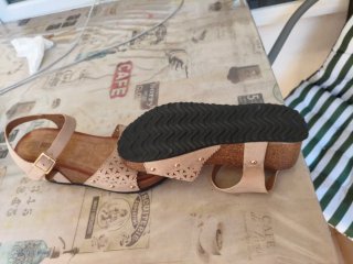Sandalias cuña Belle Shoes beige talla 36
