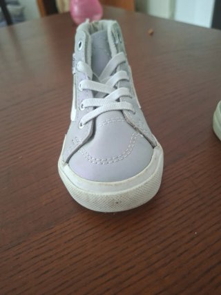 Zapatos Vans plateados para bebé talla 22