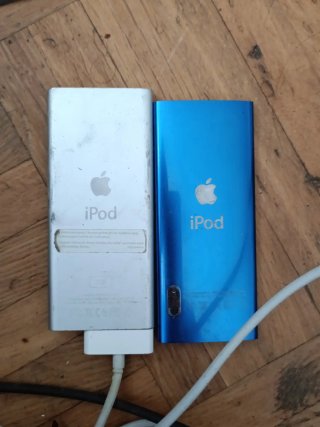 iPod Classic Plata y Azul
