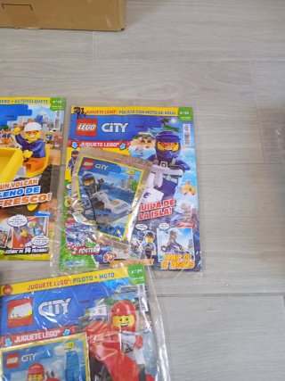 Lote 5 Revistas LEGO City