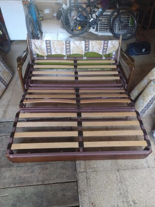 Sofá cama madera y tela