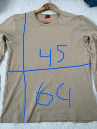 Camiseta beige manga larga