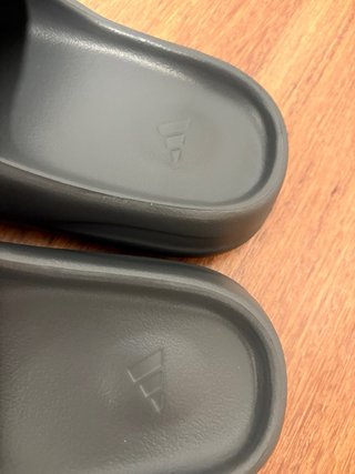 Adidas Yeezy Slide Gris