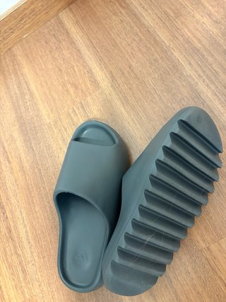 Adidas Yeezy Slide Gris