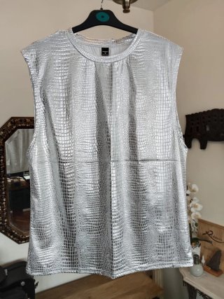 Camisetas Holográficas Plateadas Tallas S y M