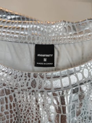 Camisetas Holográficas Plateadas Tallas S y M