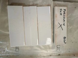 Azulejos de primera en oferta por liquidación.
