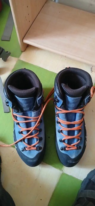 Botas Montaña Vibram Talla 41