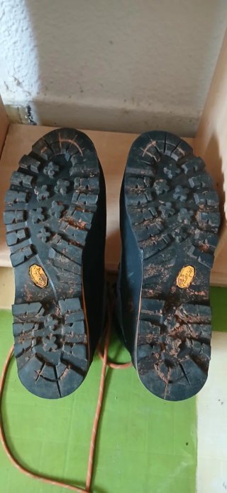 Botas Montaña Vibram Talla 41