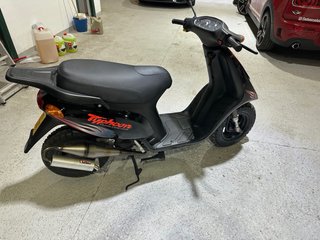 Piaggio Typhoon colección