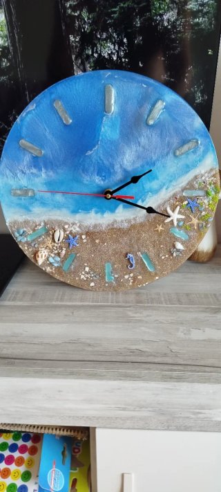 Reloj de Resina Efecto Mar
