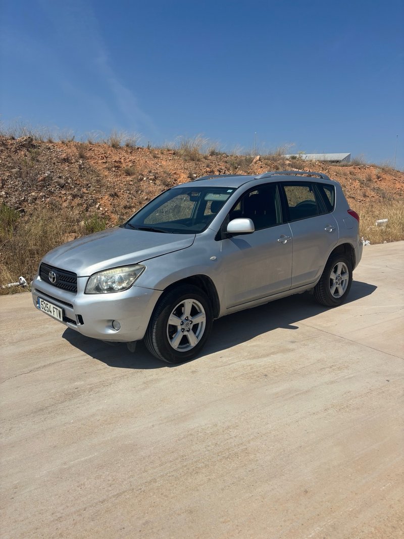 Toyota RAV4 2007 - foto 1