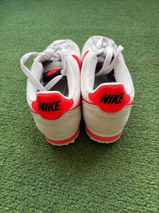 Tenis Nike Cortez Blanco y Rojo