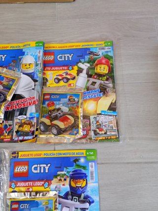 Lote 5 Revistas LEGO City