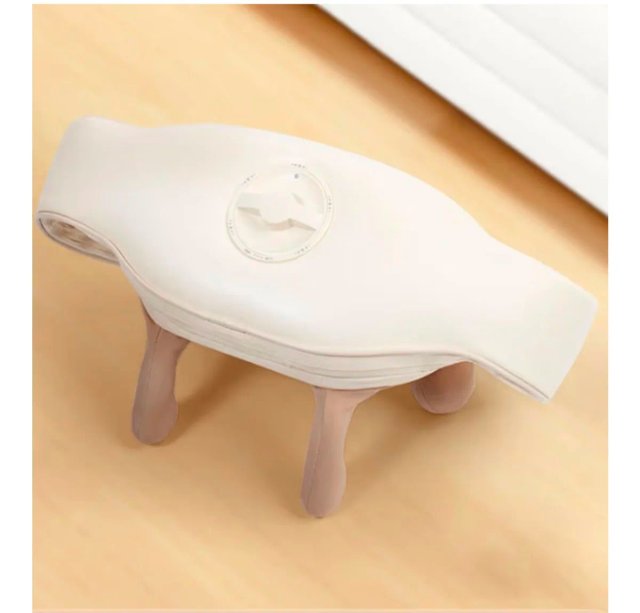 Massaggiatore per spalle e collo beige/marrone