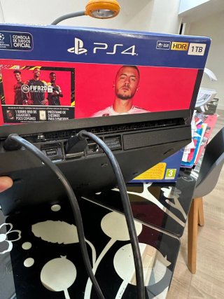 PS4 Slim 1TB Negra ps4 slim.
