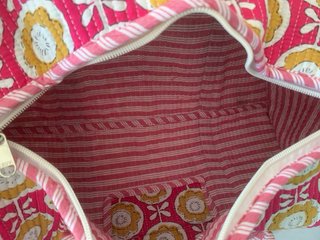 Bolsa de viaje y neceser estampado floral
