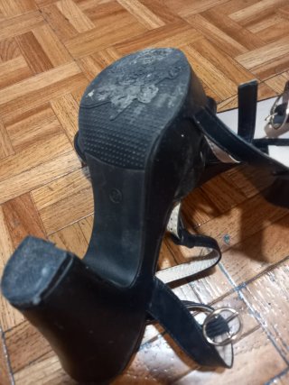 Zapatos de tacón negros talla 38