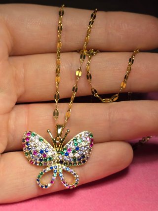 Collana farfalla cristalli multicolor placcata oro