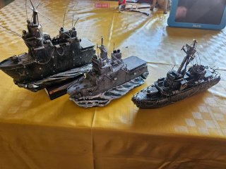 Maquetas de barcos de guerra