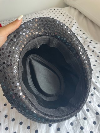 Gorro de lentejuelas negro